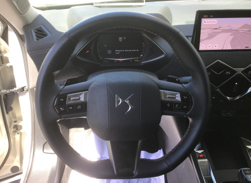 DS DS 3 Nouveau PureTech 130 EAT8 Performance Line+