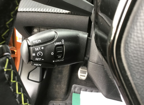 Peugeot 2008 PureTech 130 S&S BVM6 GT Line - 5P