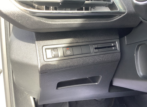 Peugeot 3008 Hybrid 136 e-DCS6 Allure Pack