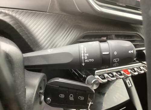 Peugeot 2008 Nouveau 100 S&S BVM6 Allure