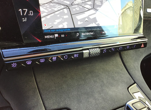 DS DS7 CROSSBACK BlueHDi 130 EAT8 Performance Line+