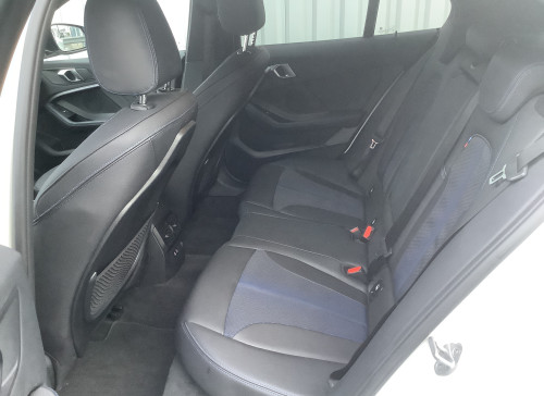 BMW SERIE 1 F40 118d 150 ch BVA8 M Sport