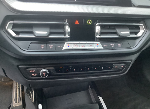 BMW SERIE 1 F40 118d 150 ch BVA8 M Sport