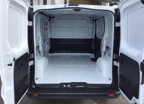 Renault TRAFIC FOURGON Nouveau FGN L1H1 3T BLUE DCI 150 GSR2 ADVANCE