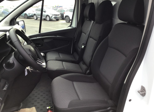 Renault TRAFIC FOURGON Nouveau FGN L1H1 3T BLUE DCI 150 GSR2 ADVANCE