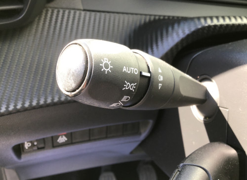 Peugeot 208 PureTech 100 S&S BVM6 Active