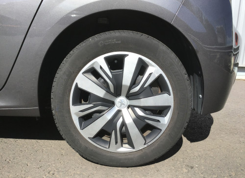 Peugeot 208 PureTech 100 S&S BVM6 Active