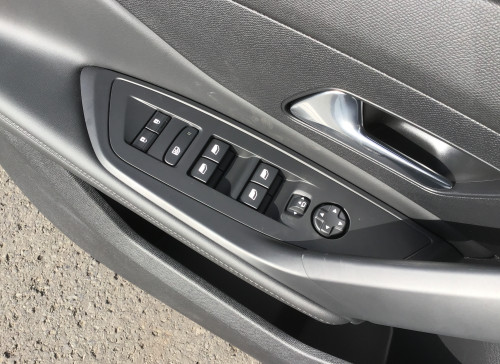 Peugeot 308 Nouveau PureTech 130ch S&S BVM6 Allure Pack
