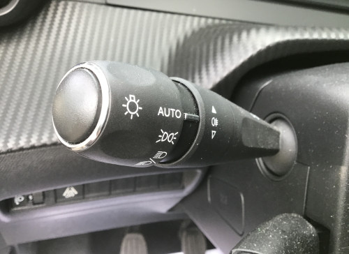Peugeot 208 PureTech 100 S&S BVM6 Allure Pack