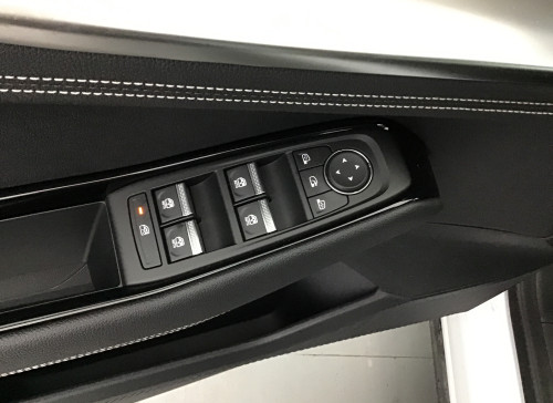 Renault AUSTRAL E-Tech hybrid 200 Techno