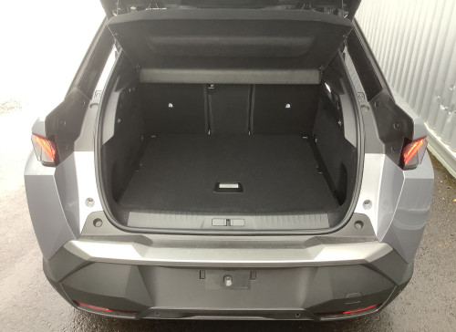 Peugeot 3008 Nouveau Hybrid 145 e-DCS6 GT