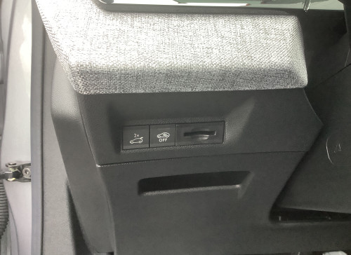 Peugeot 3008 Nouveau Hybrid 145 e-DCS6 GT