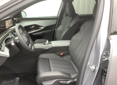 Peugeot 3008 Nouveau Hybrid 145 e-DCS6 GT