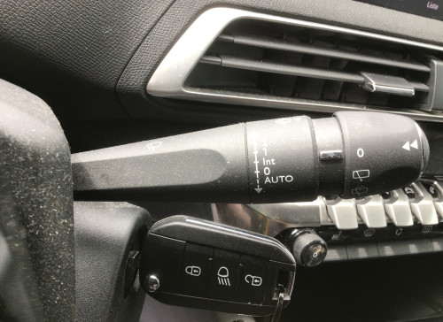 Peugeot 5008 BlueHDi 130ch S&S BVM6 Allure