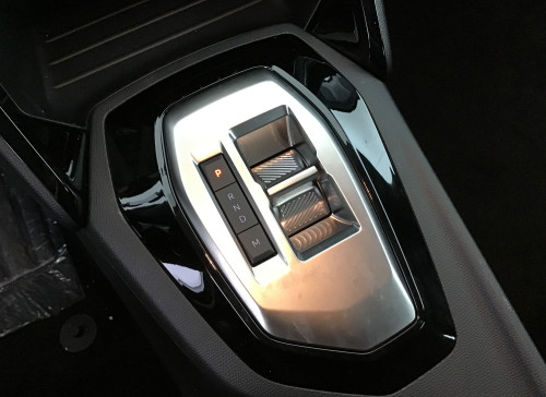 Peugeot 208 Nouvelle Hybrid 110 e-DCS6 Style - 5P