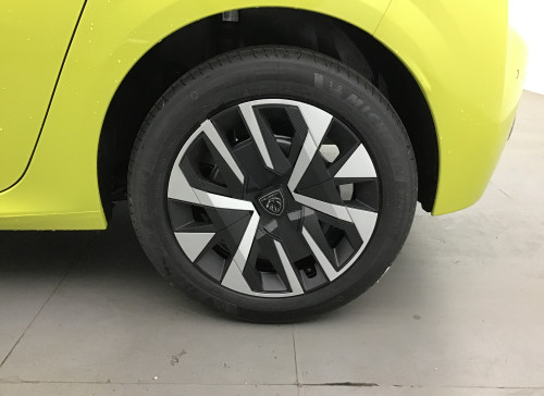 Peugeot 208 Nouvelle Hybrid 110 e-DCS6 Style - 5P