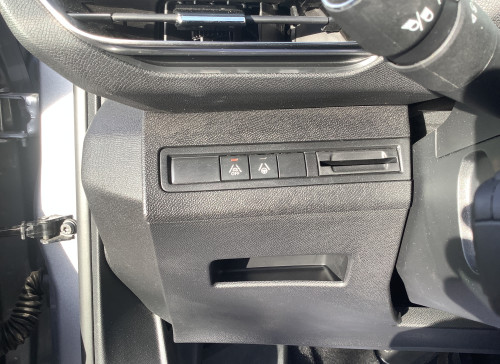 Peugeot 3008 Hybrid 136 e-DCS6 GT