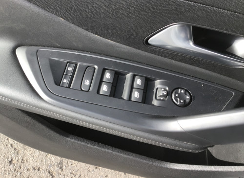 Peugeot 308 Nouvelle PureTech 130ch S&S EAT8 Allure