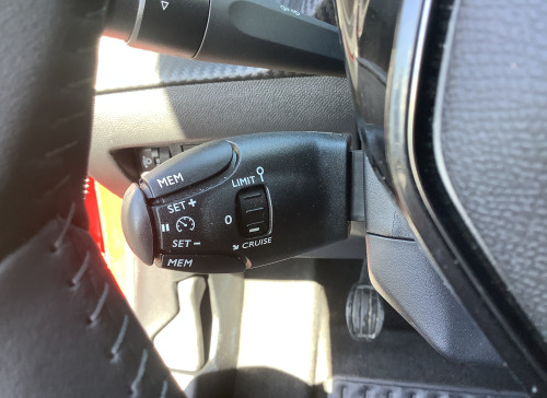 Peugeot 208 Nouvelle 100 S&S BVM6 Allure