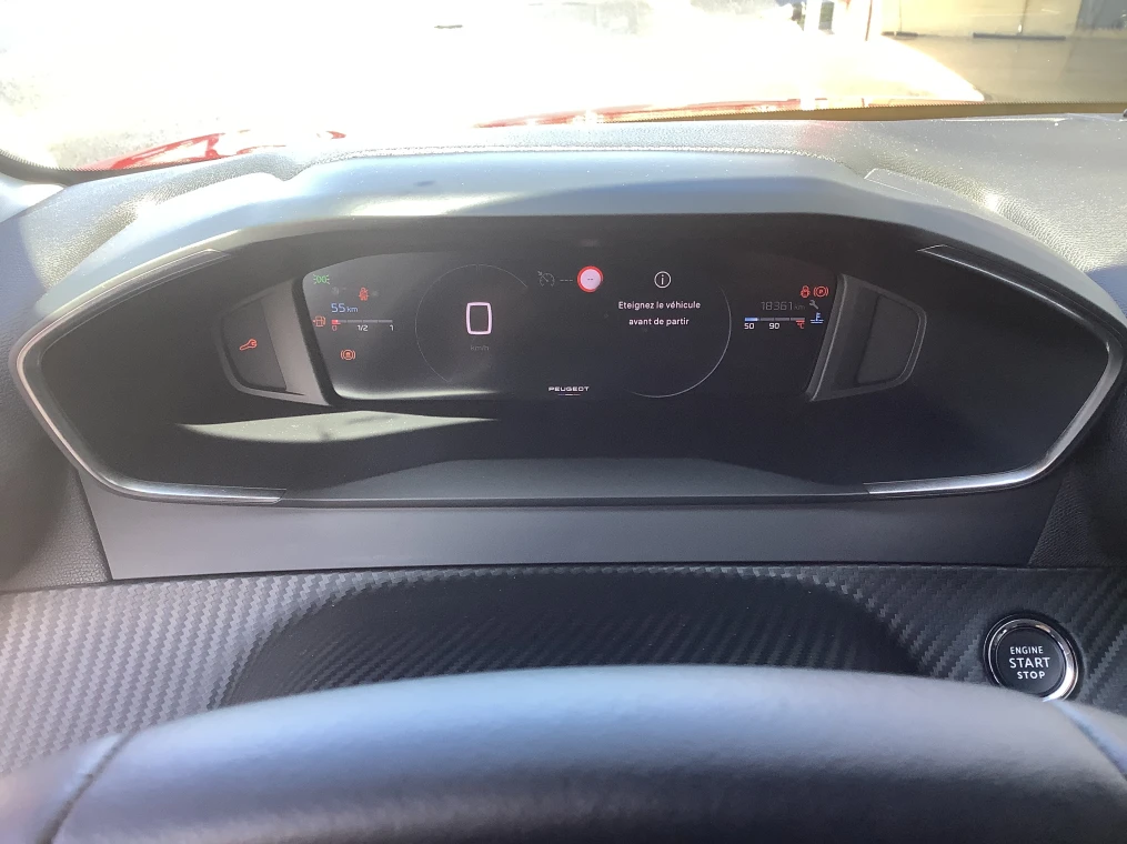 Peugeot 208 100 S&S BVM6 Allure