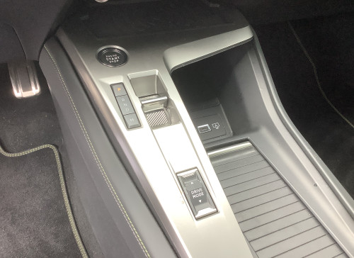 Peugeot 308 Nouvelle PureTech 130ch S&S EAT8 GT
