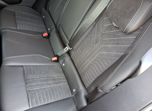 Peugeot 3008 Nouveau Hybrid 145 e-DCS6 GT Exclusive