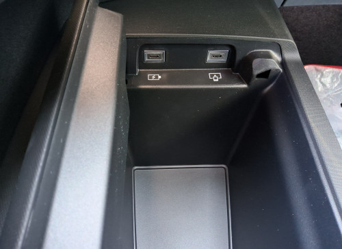 Peugeot 3008 Nouveau Hybrid 145 e-DCS6 GT Exclusive