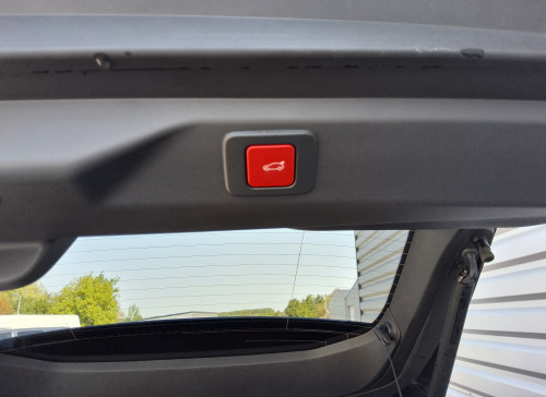Peugeot 3008 Nouveau Hybrid 145 e-DCS6 GT Exclusive