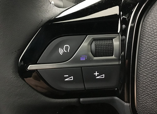 Peugeot 2008 Nouveau 100 S&S BVM6 Allure - 5P