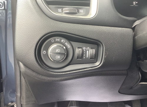Jeep RENEGADE Nouveau 1.5 Turbo T4 130 ch BVR7 e-Hybrid Summit