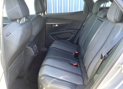 Peugeot 3008 Hybrid 180 e-EAT8 Allure Pack