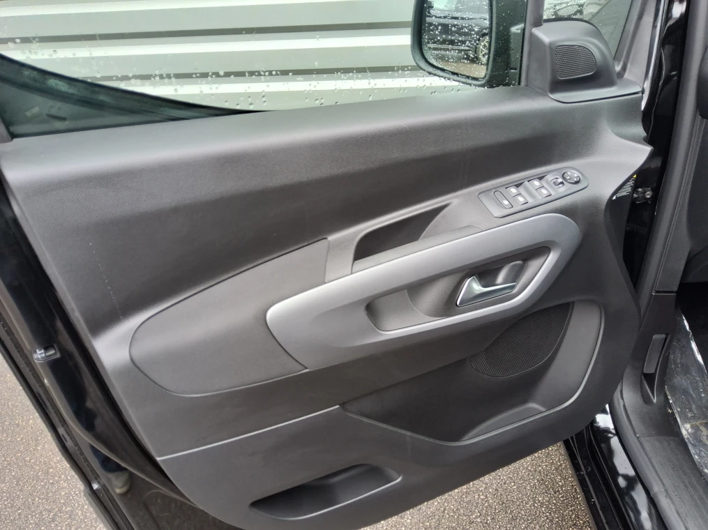 Citroën BERLINGO Taille M BlueHDi 130 S&S EAT8 Max -N1
