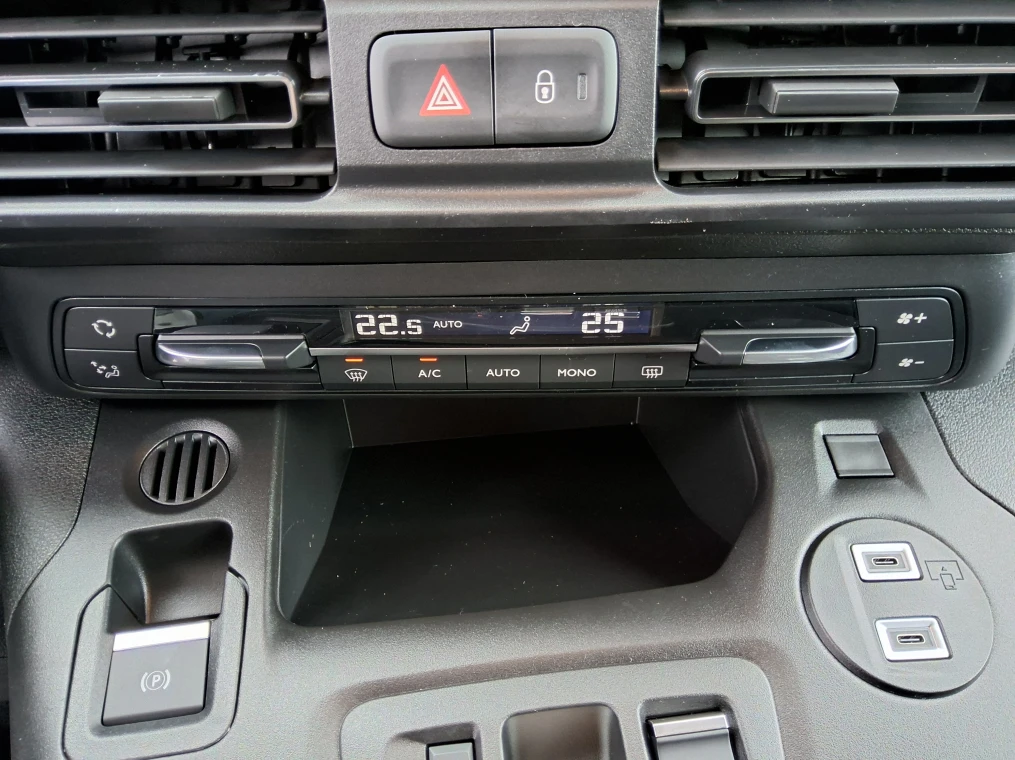 Citroën BERLINGO Taille M BlueHDi 130 S&S EAT8 Max -N1