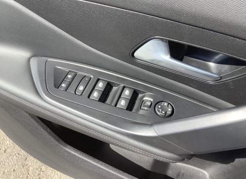 Peugeot 308 SW Hybrid 145 e-DCS6 Allure