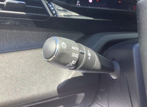 Peugeot 308 SW Hybrid 145 e-DCS6 Allure