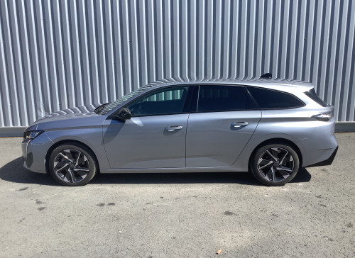 Peugeot 308 SW Hybrid 145 e-DCS6 Allure