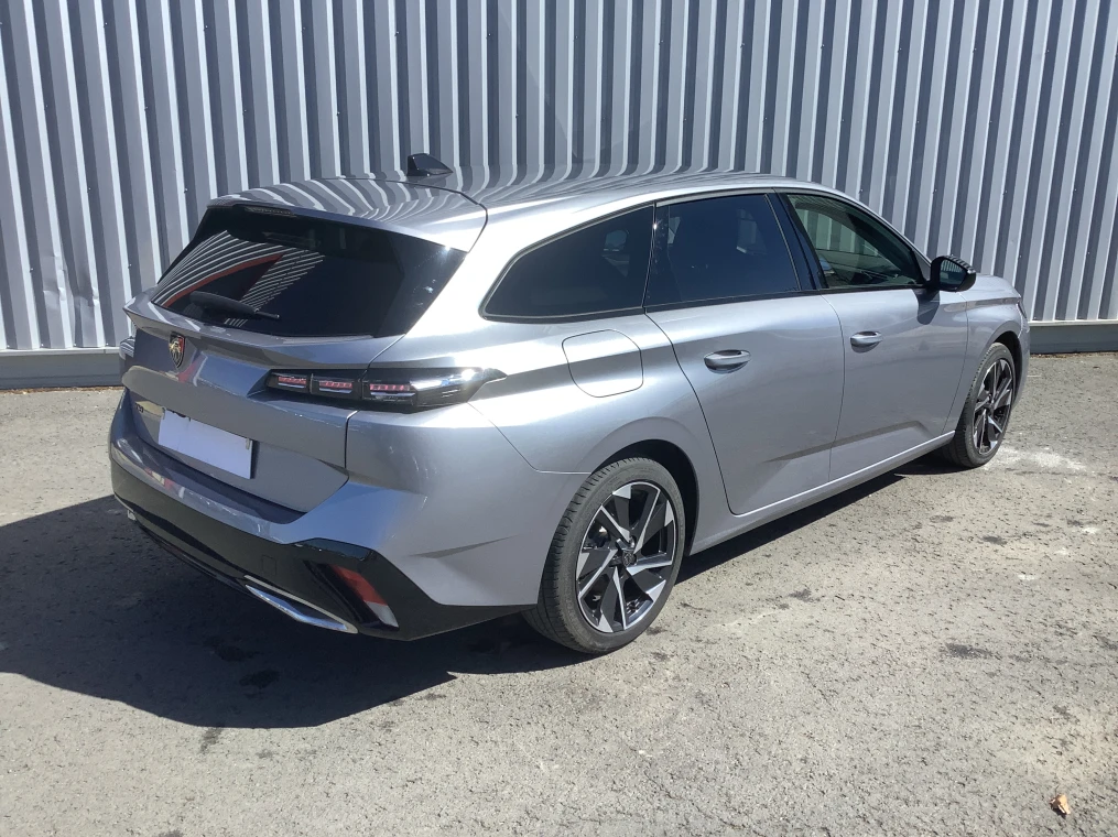 Peugeot 308 SW Hybrid 145 e-DCS6 Allure