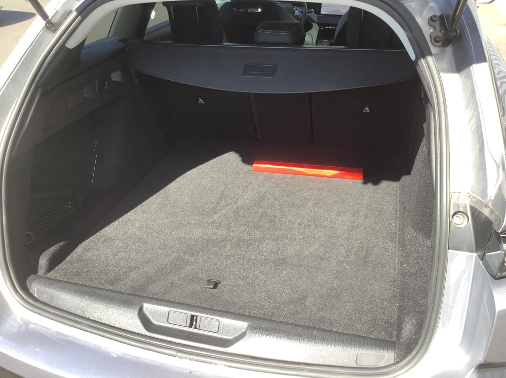 Peugeot 308 SW Hybrid 145 e-DCS6 Allure