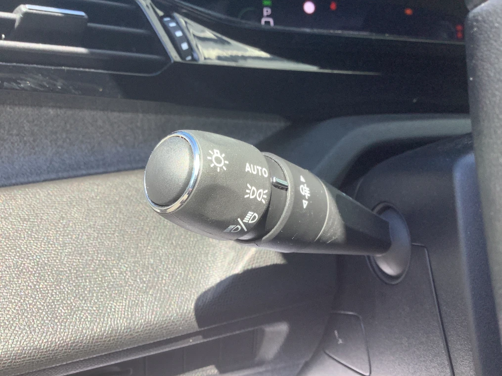 Peugeot 308 SW Hybrid 145 e-DCS6 Allure