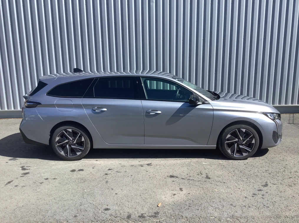 Peugeot 308 SW Hybrid 145 e-DCS6 Allure