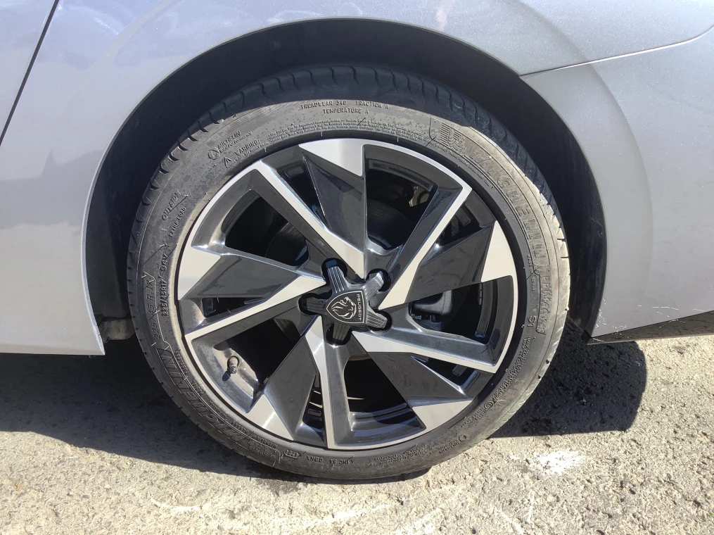 Peugeot 308 SW Hybrid 145 e-DCS6 Allure