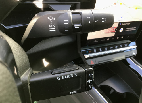 Renault AUSTRAL E-Tech hybrid 200 Iconic