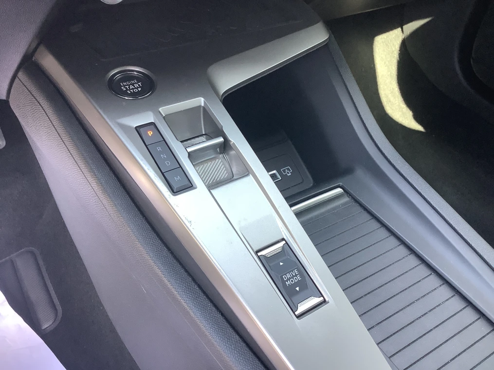 Peugeot 308 SW Hybrid 145 e-DCS6 Allure