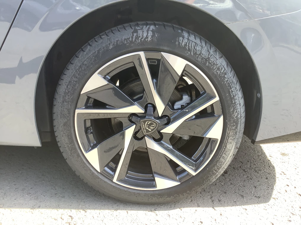 Peugeot 308 SW Hybrid 145 e-DCS6 Allure