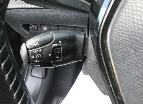 Peugeot 208 Nouvelle PureTech 100 S&S BVM6 Active