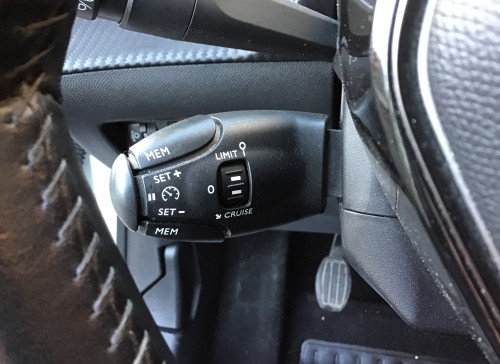 Peugeot 208 BlueHDi 100 S&S BVM6 Active Pack