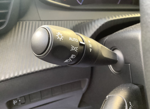 Peugeot 208 Nouvelle 100 S&S BVM6 Allure