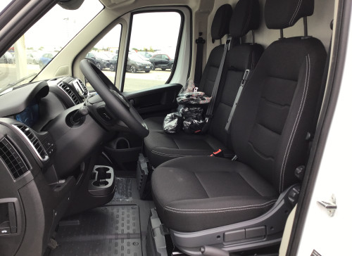 Citroën JUMPER FOURGON Nouveau TOLE 33 L2H2 120 S&S BVM6