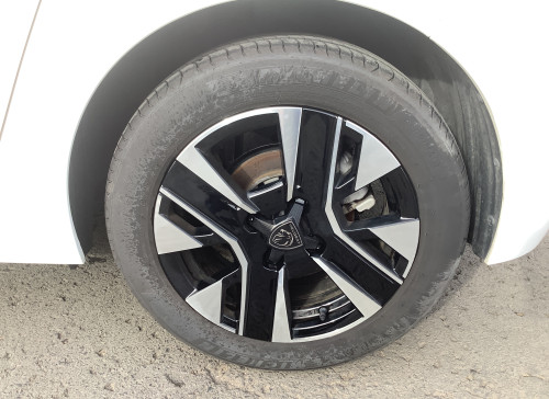 Peugeot 208 Nouvelle Hybrid 110 ch e-DCS6 Allure