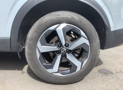 Nissan QASHQAI Nouveau Mild Hybrid 158 ch Xtronic N-Connecta